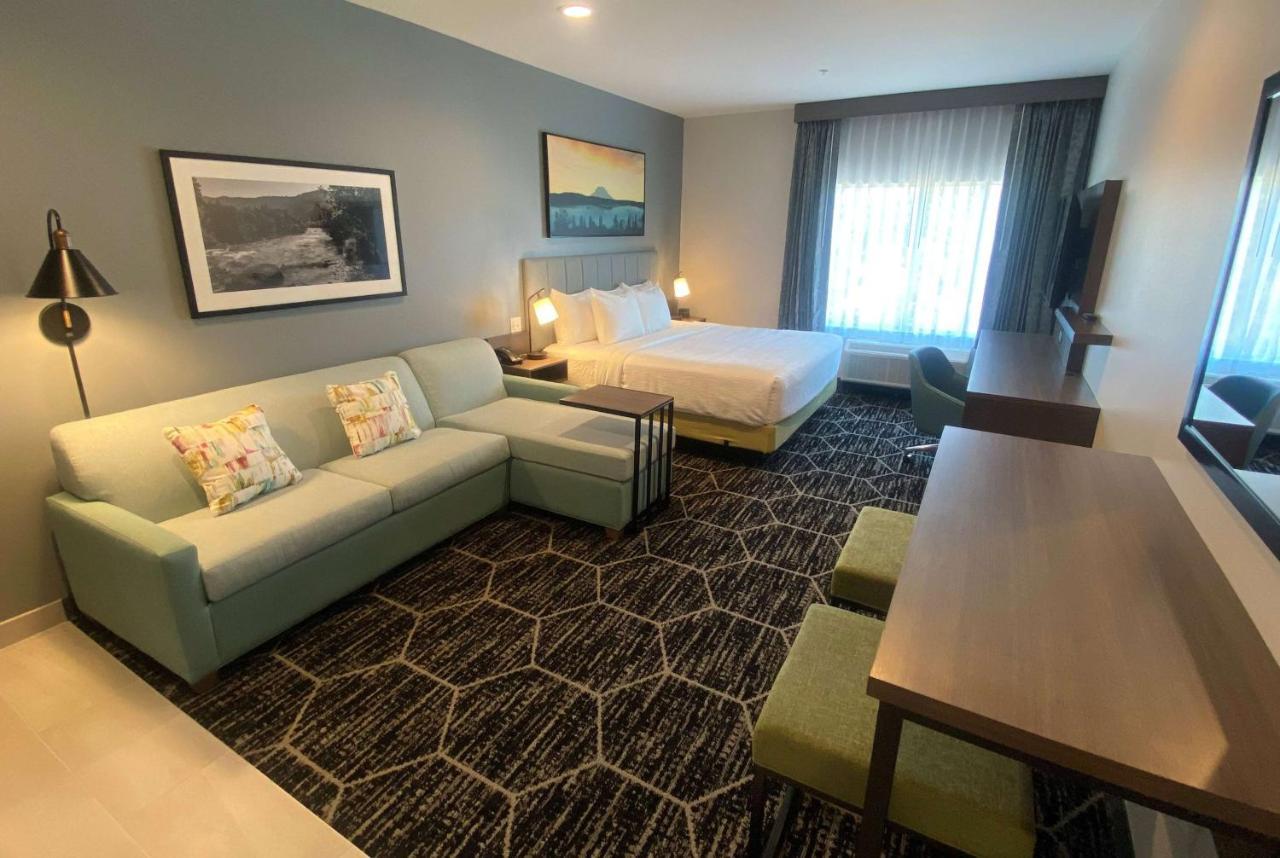 La Quinta Inn & Suites By Wyndham סנטרליה מראה חיצוני תמונה