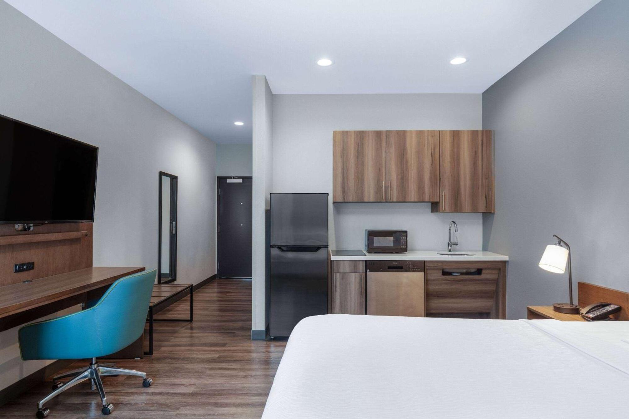 La Quinta Inn & Suites By Wyndham סנטרליה מראה חיצוני תמונה
