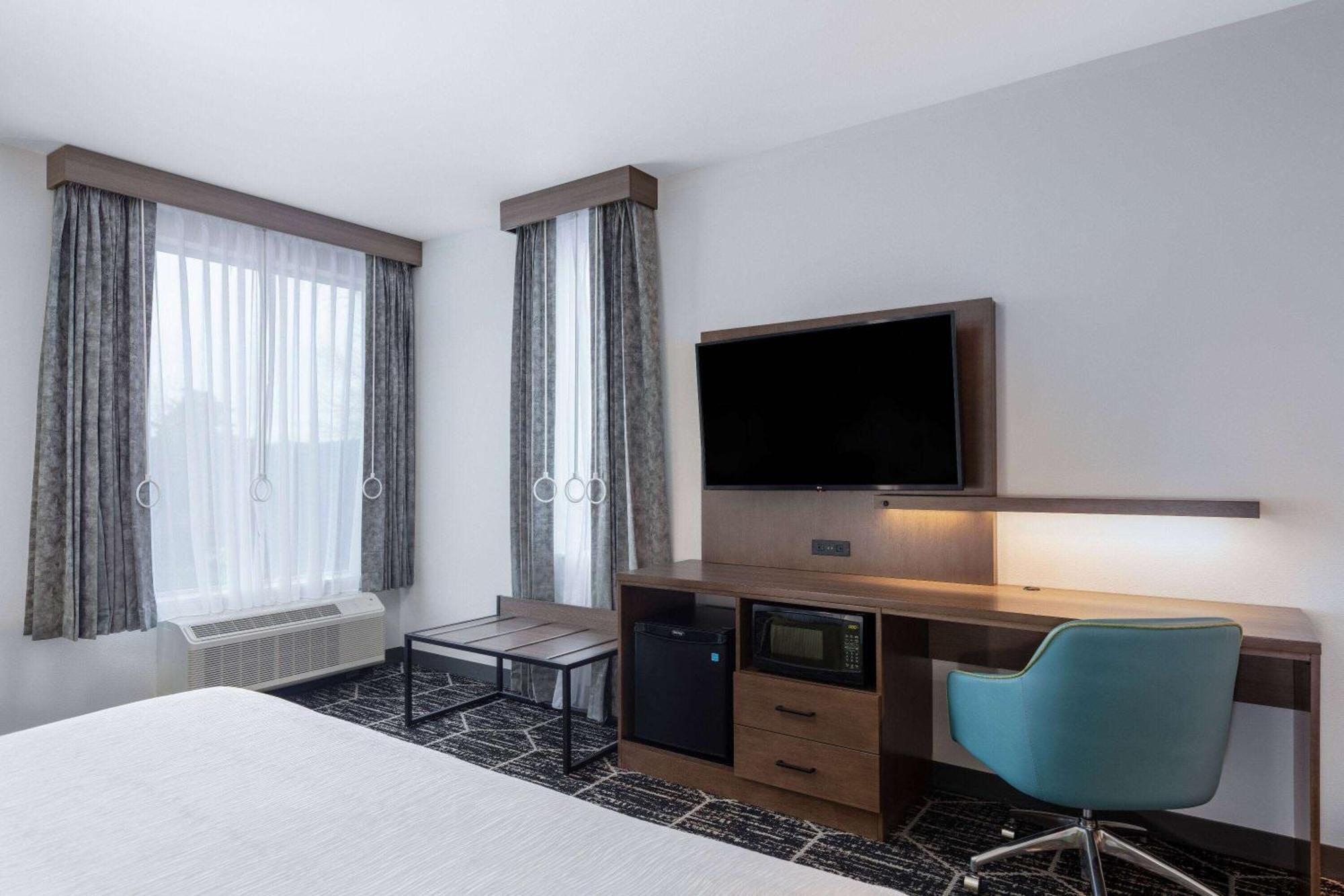 La Quinta Inn & Suites By Wyndham סנטרליה מראה חיצוני תמונה